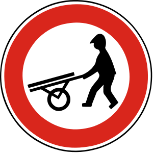 Značka B 16 - Zákaz vjazdu ručných vozíkov - zakazuje vjazd ručným vozíkom s celkovou šírkou väčšou ako 600 mm tam, kde je žiaduce premávku ručných vozíkov vylúčiť vzhľadom na rýchlosť jazdy k ostatnej cestnej premávke a na bezpečnosť osôb, ktoré vozík tlačia alebo ťahajú.