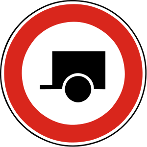 Značka B 17 - Zákaz vjazdu motorových vozidiel s prívesmi - zakazuje vjazd motorových vozidiel s prívesmi, napríklad s obytnými, nákladnými a podobne.