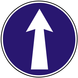 Značka C 1 - Prikázaný smer jazdy - prikazujú smer jazdy len v smere, ktorým šípka vyobrazená na príslušnej značke ukazuje, čím je zároveň vyjadrený zákaz jazdy iným smerom. Značky C1 až C4c sa používajú najmä pred križovatkou.